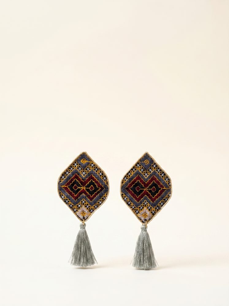 گوشواره منگوله‌دار — Tassel Earrings
