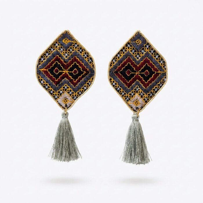 گوشواره سوزن‌دوزی منگوله‌دار تیس — Embroidered Tassel Earrings