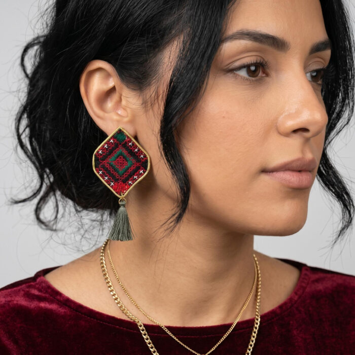 گوشواره سون‌دوزی با منگوله --- Embroidered Tassel Earings