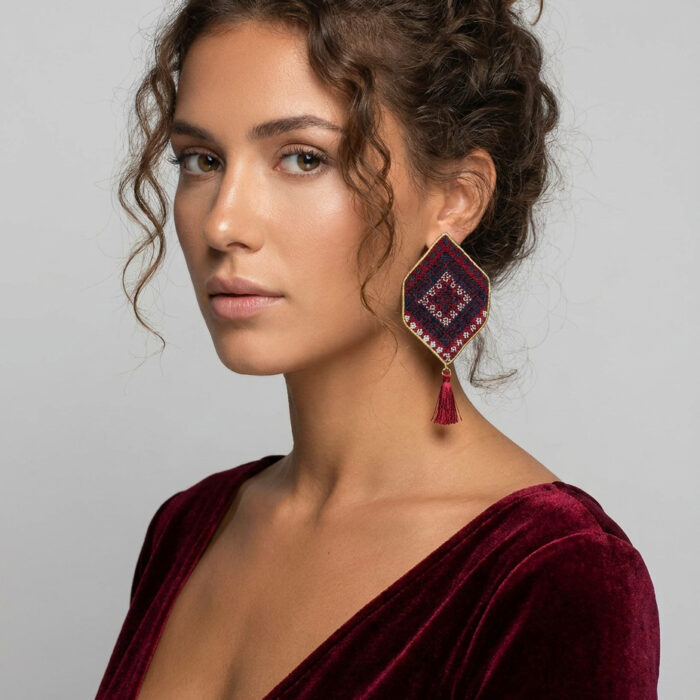 گوشواره سون‌دوزی با منگوله --- Embroidered Tassel Earings