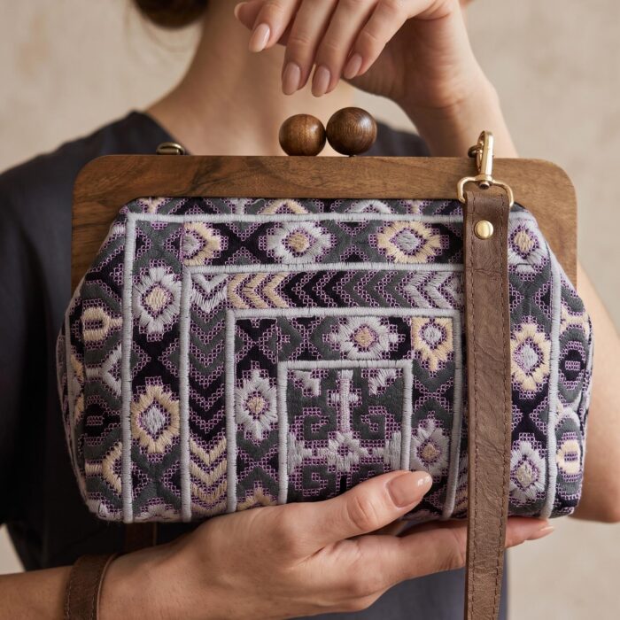 کیف دهانه فریمدار دهانه چوبی --- wooden frame clasp frame bag
